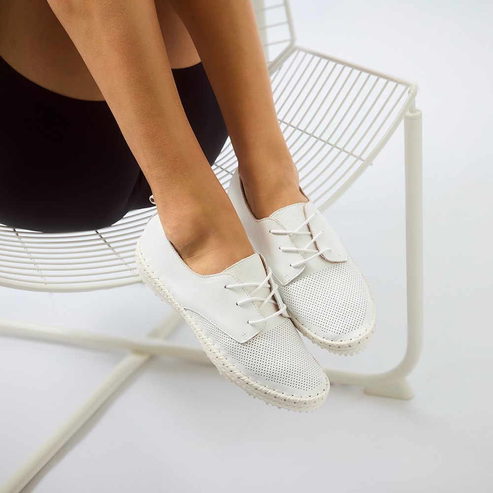 Ripley Sneaker in White Leather