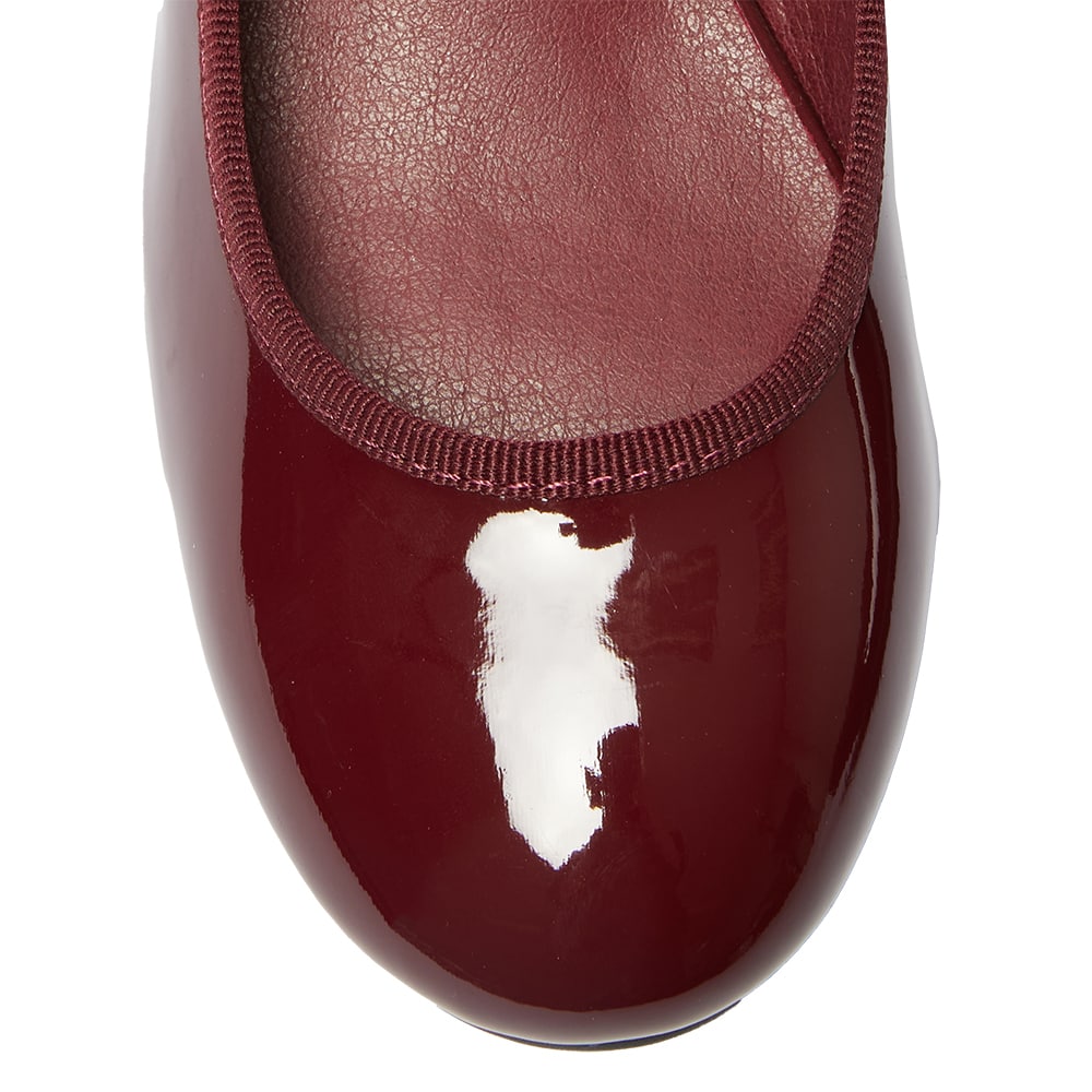 Juliet Heel in Cherry Patent
