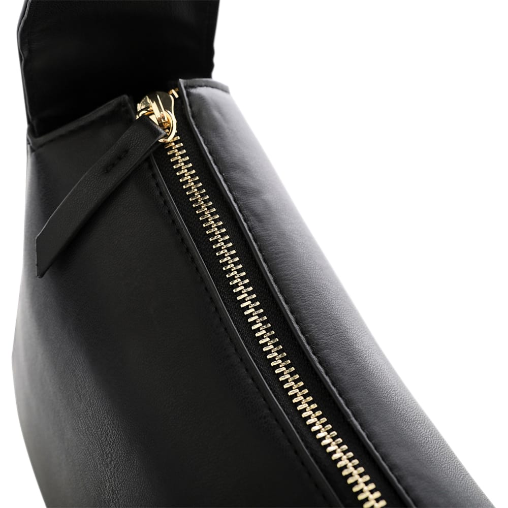 Vivi Bag in Black Smooth