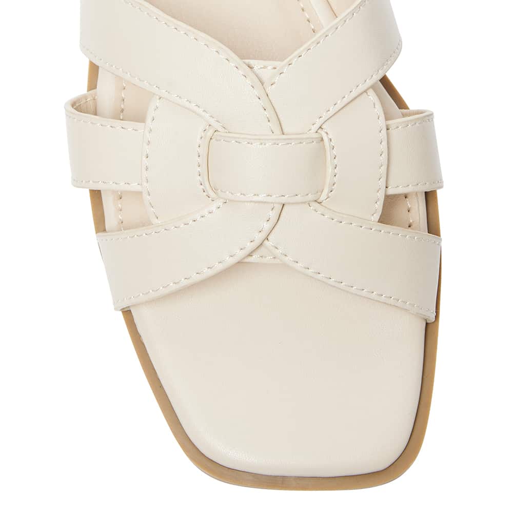 Demi Slide in Beige Smooth
