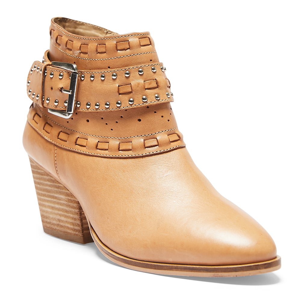 Bossy Boot in Natural Leather Ravella Shoe HQ
