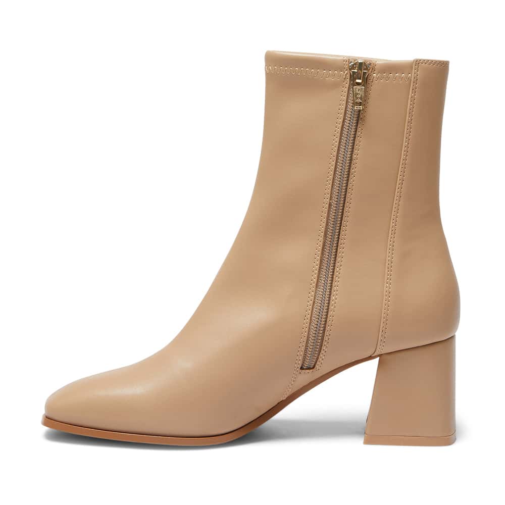 Hampton Boot in Camel Stretch