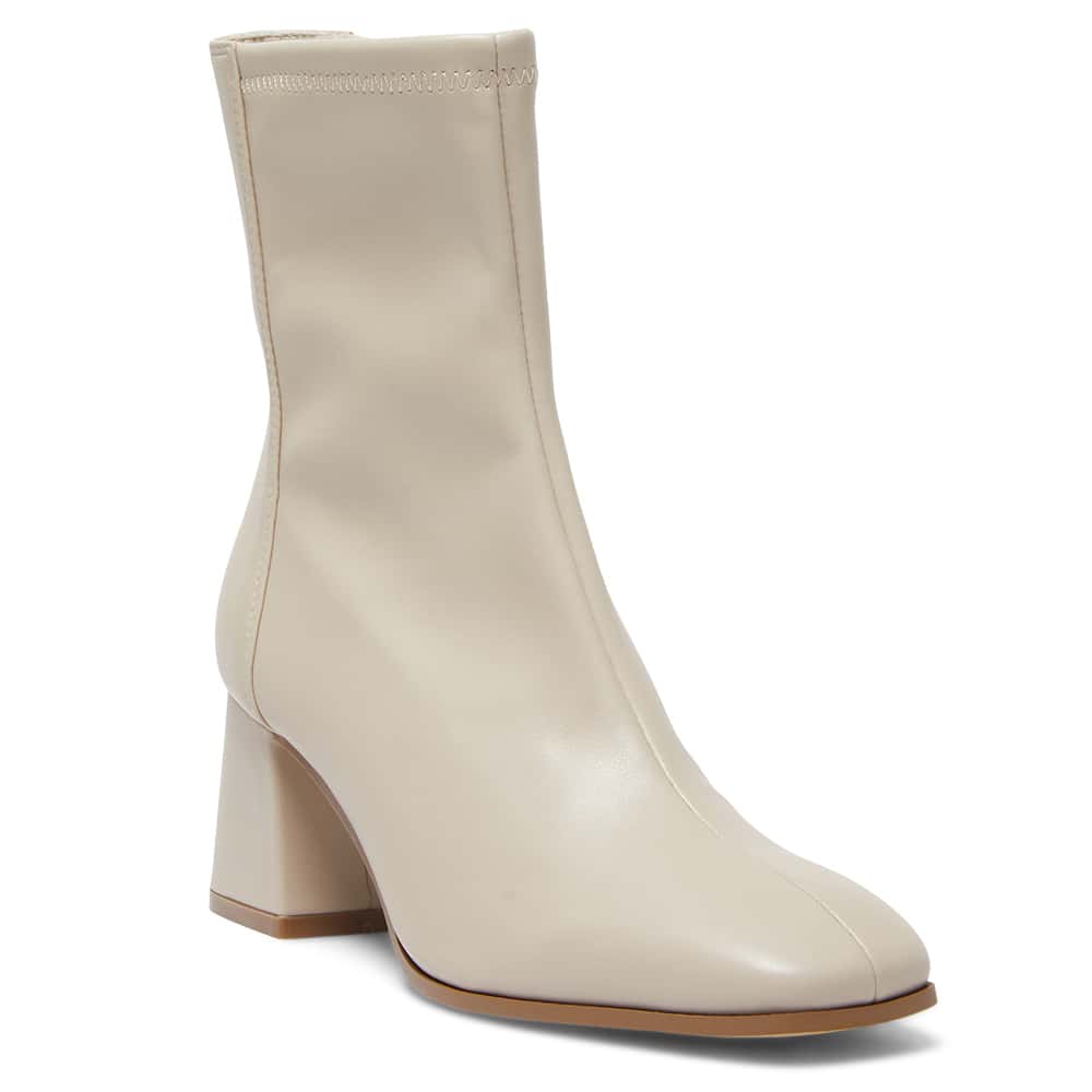 Hampton Boot in Nude Stretch