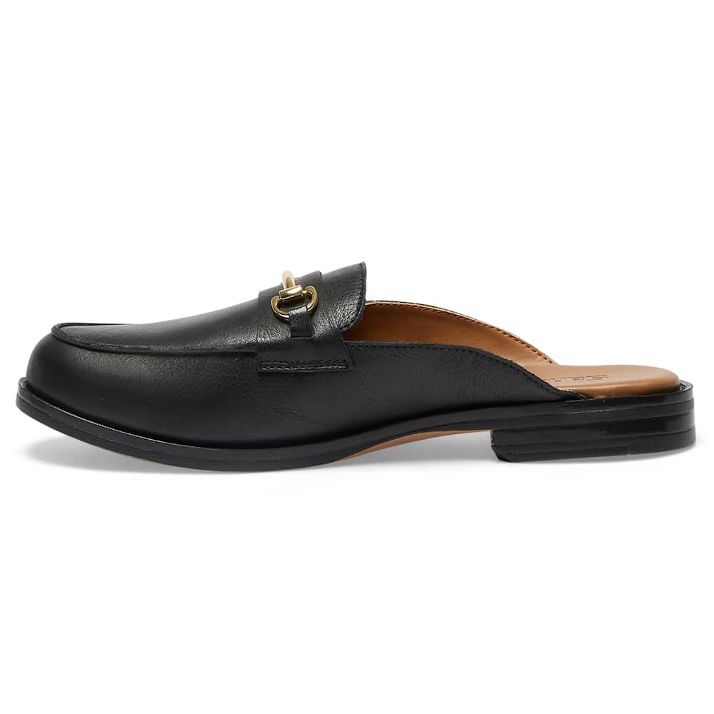 jainna leather loafer