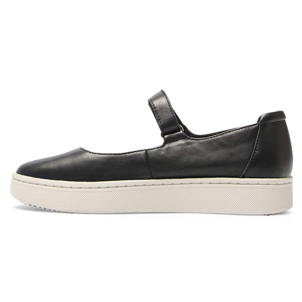 Albany Ballet Flat in Black Leather