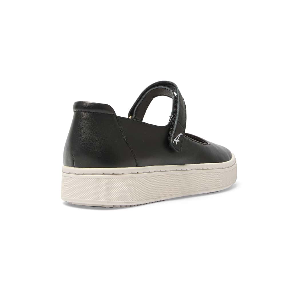 Albany Ballet Flat in Black Leather