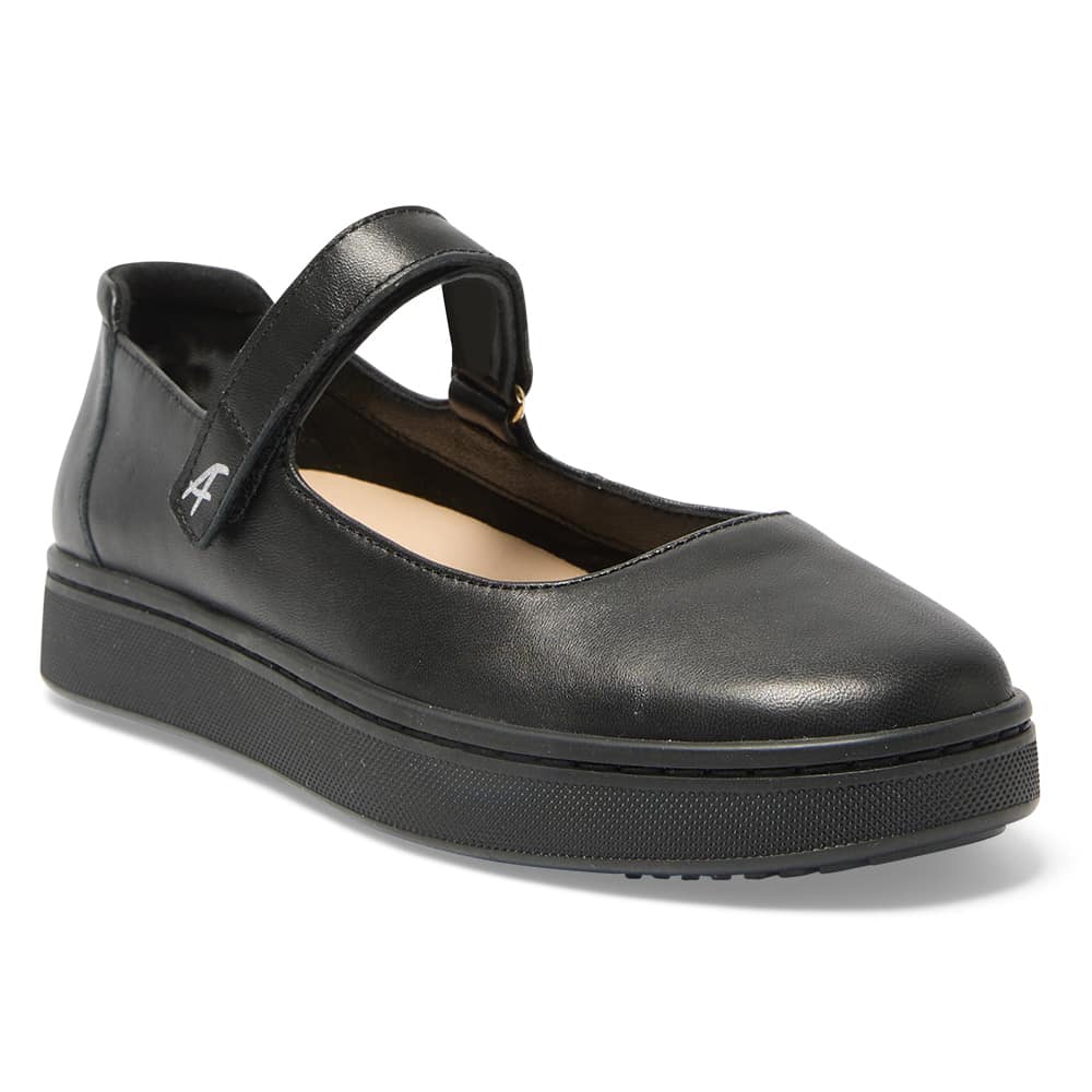 Albany Ballet Flat in Black On Black Leather