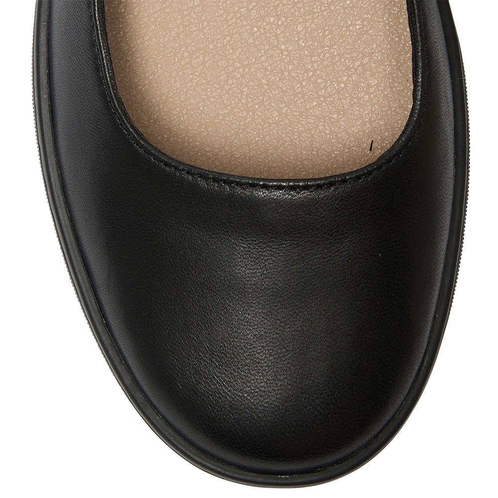 Albany Ballet Flat in Black On Black Leather