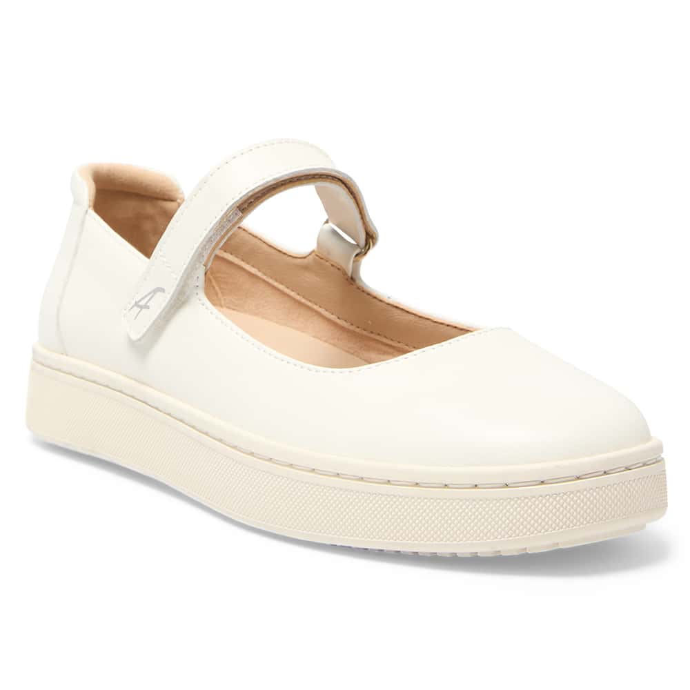 Albany Ballet Flat in White Leather