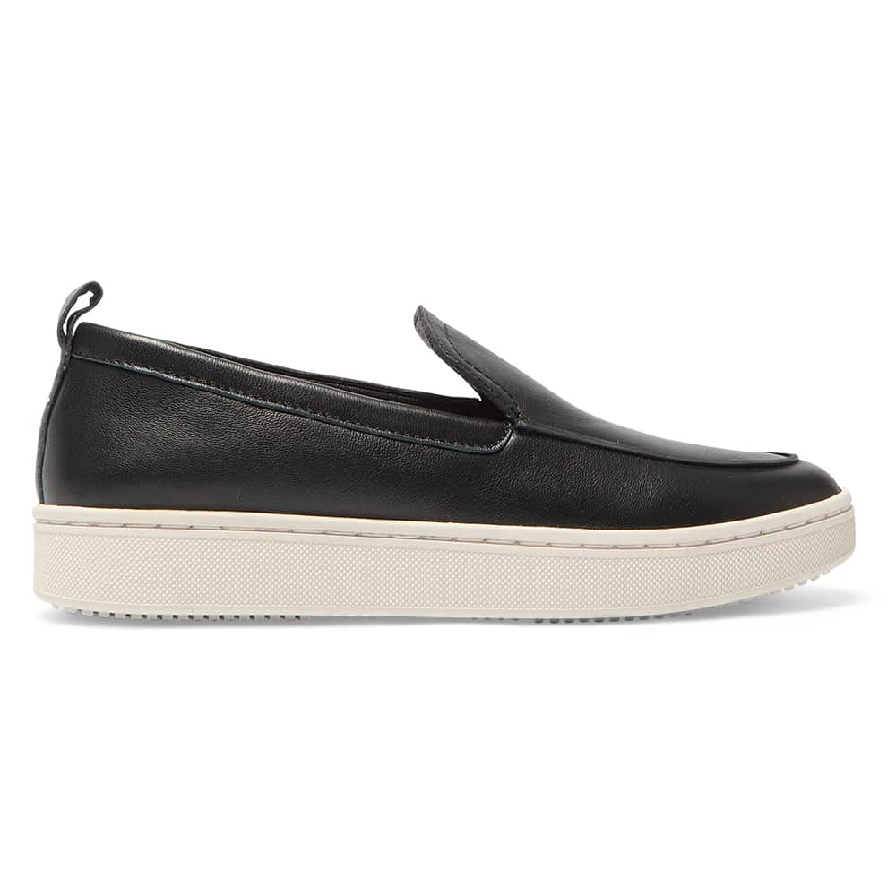 Angus Loafer in Black Leather