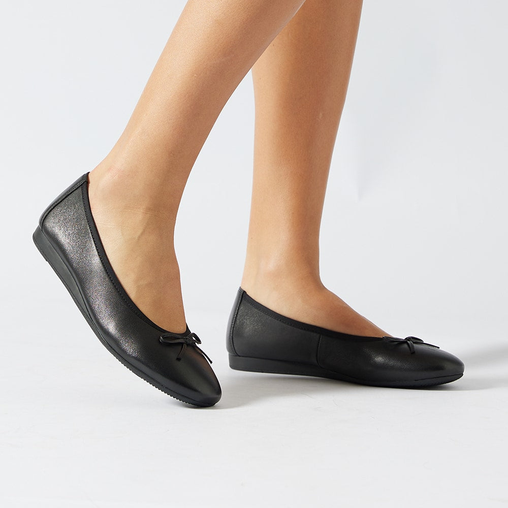 Belamy Ballet Flat in Black Leather