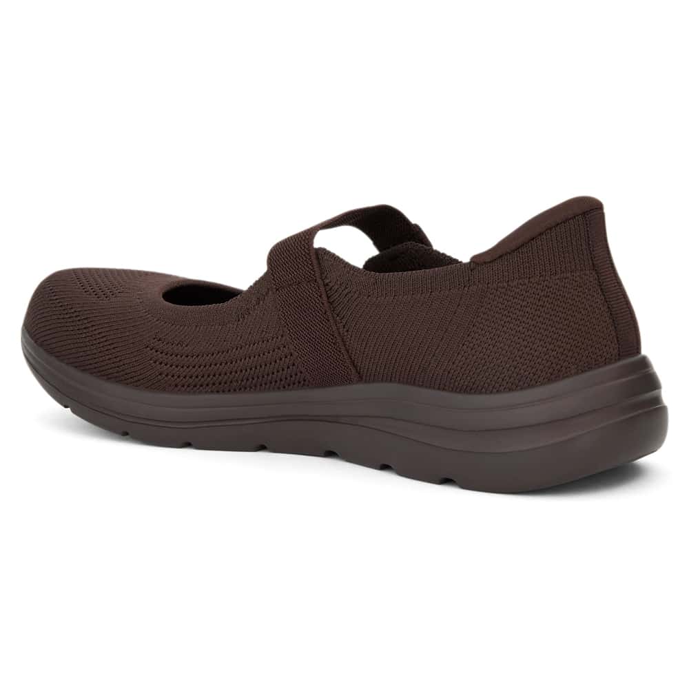 Carter Sneaker in Chocolate