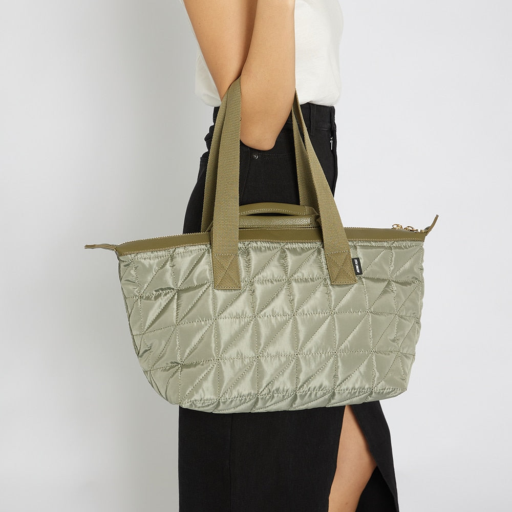 Gem Overnight Bag in Khaki