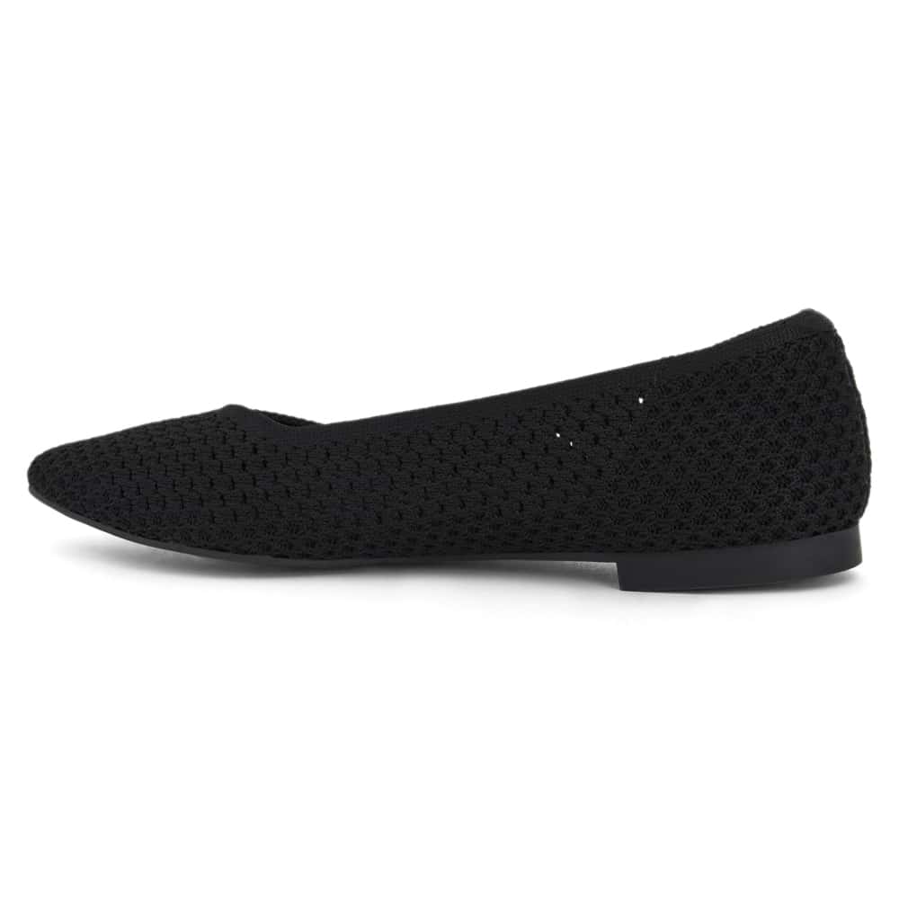 Jiffy Ballet Flat in Black Fabric