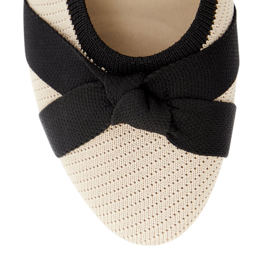 Kayley Ballet Flat in Beige/black