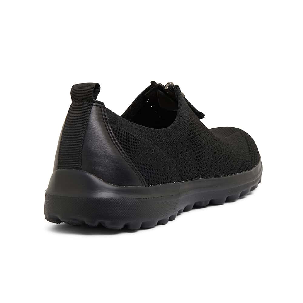 Oberon Sneaker in Black On Black