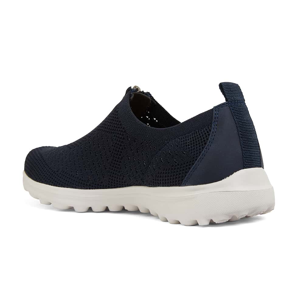 Oberon Sneaker in Navy