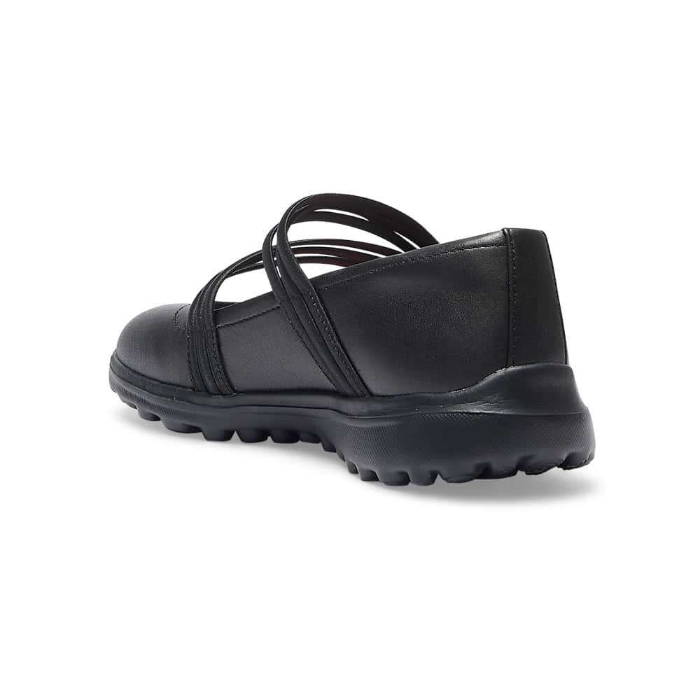 Olsen Ballet Flat in Black On Black