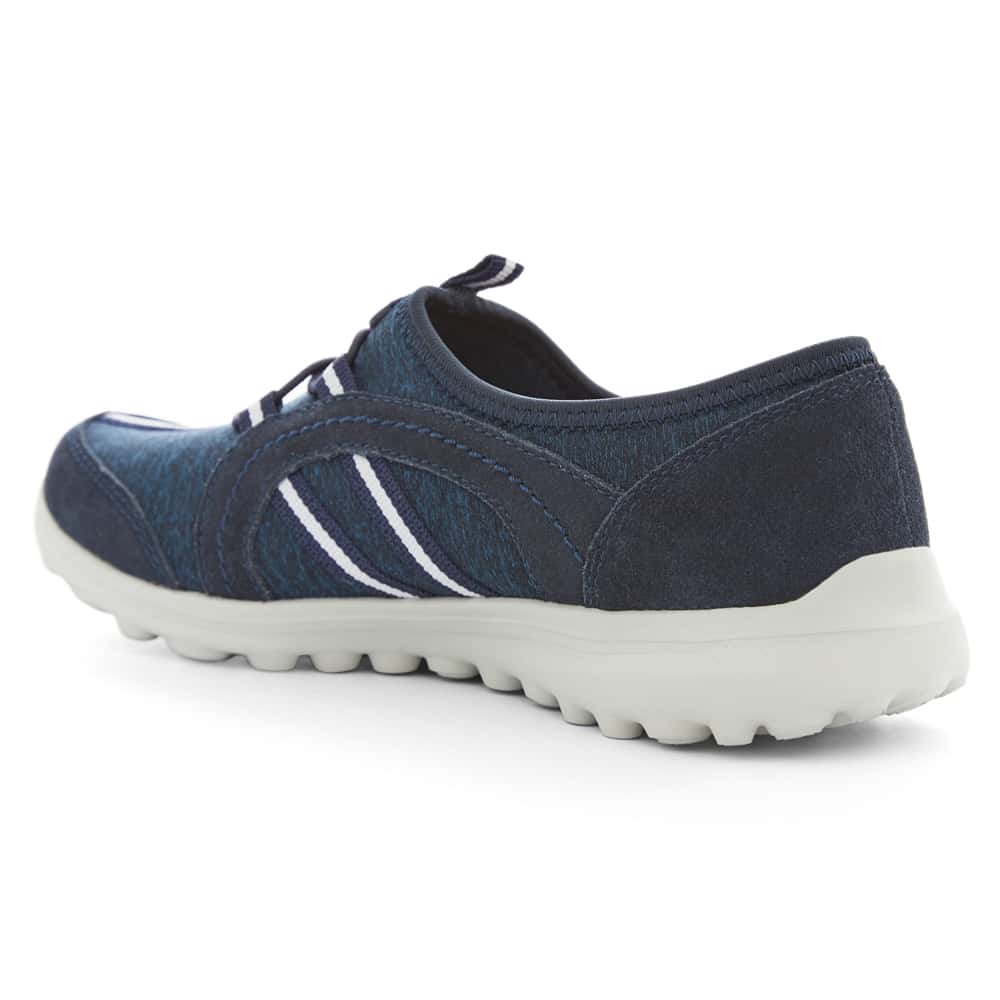 Onyx Sneaker in Navy