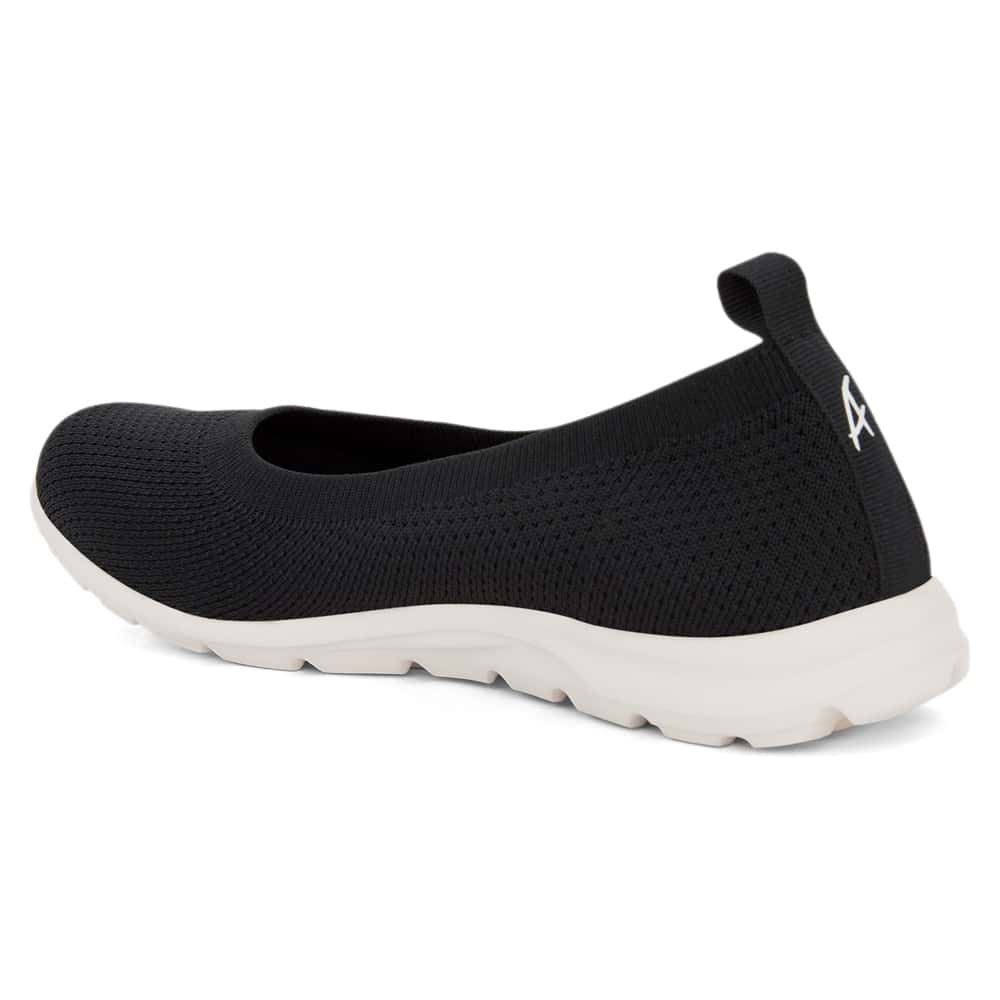 Presto Sneaker in Black