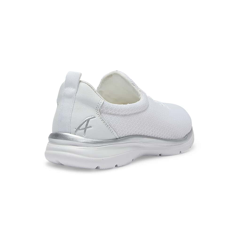 Quattro Sneaker in White Knit
