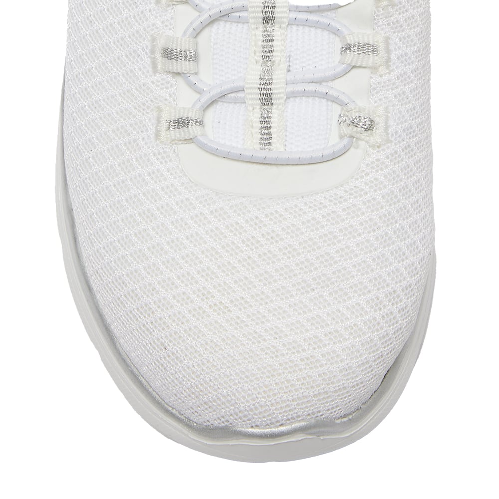 Quest Flat in White Knit