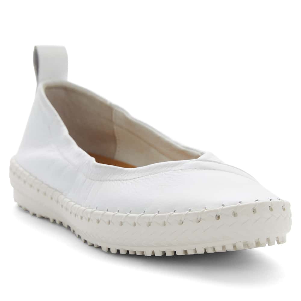 Rosalia Flat in White Leather