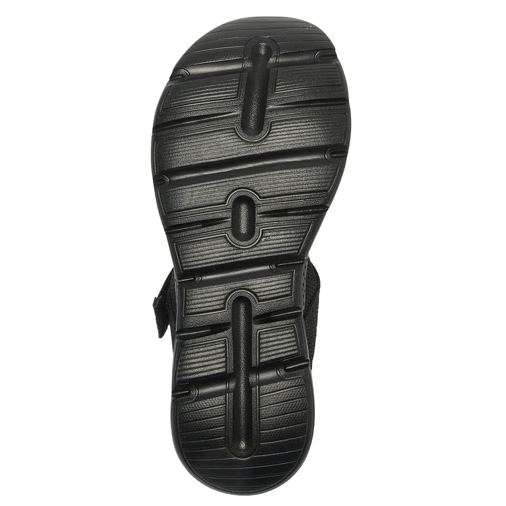 Swift Sandal in Black On Black