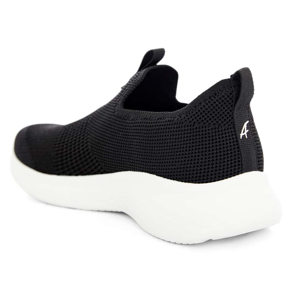 Yard Sneaker in Black And White