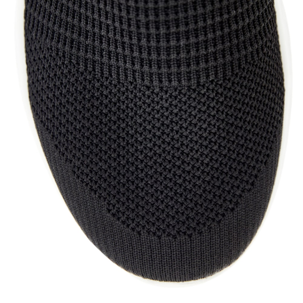 Yard Sneaker in Black And White