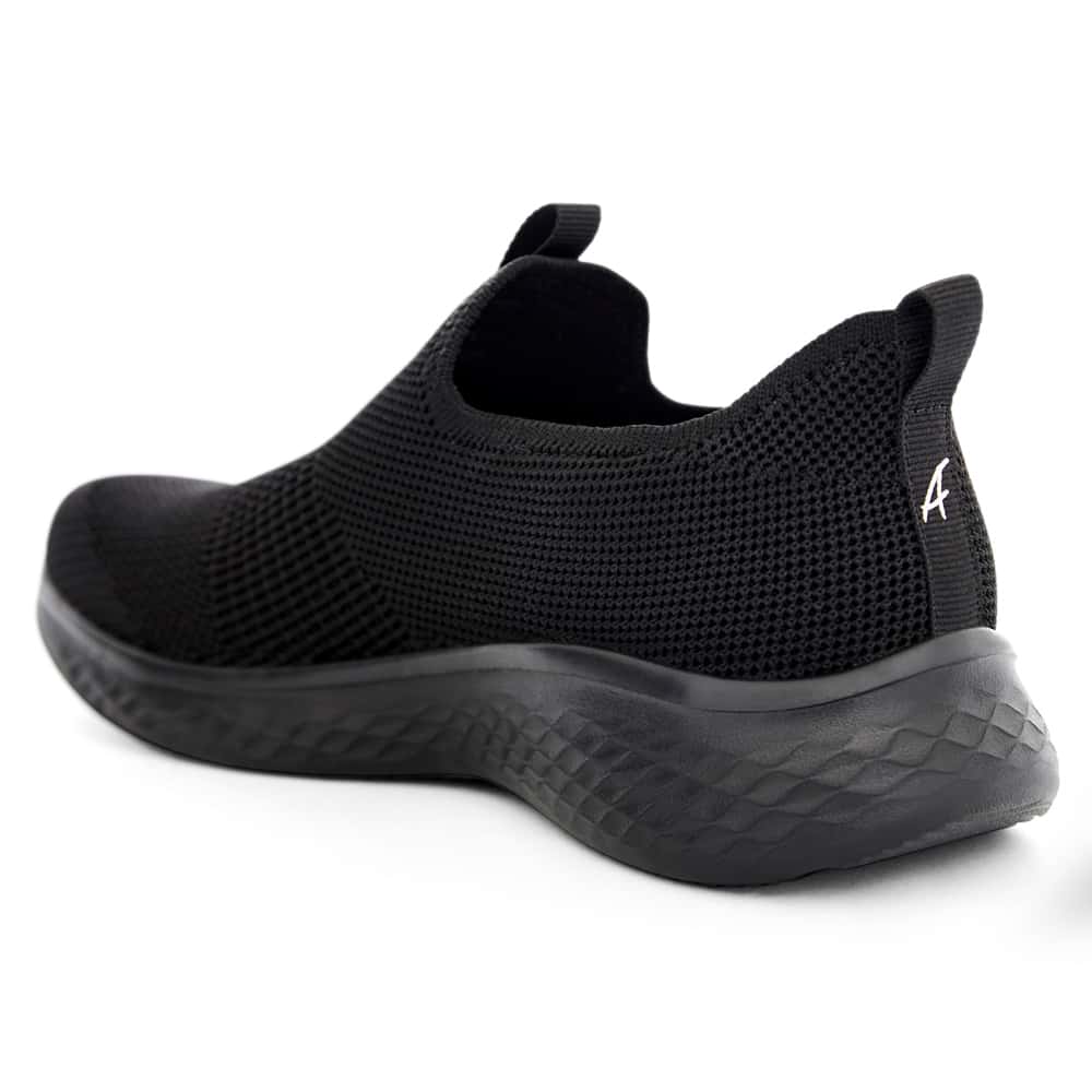 Yard Sneaker in Black On Black