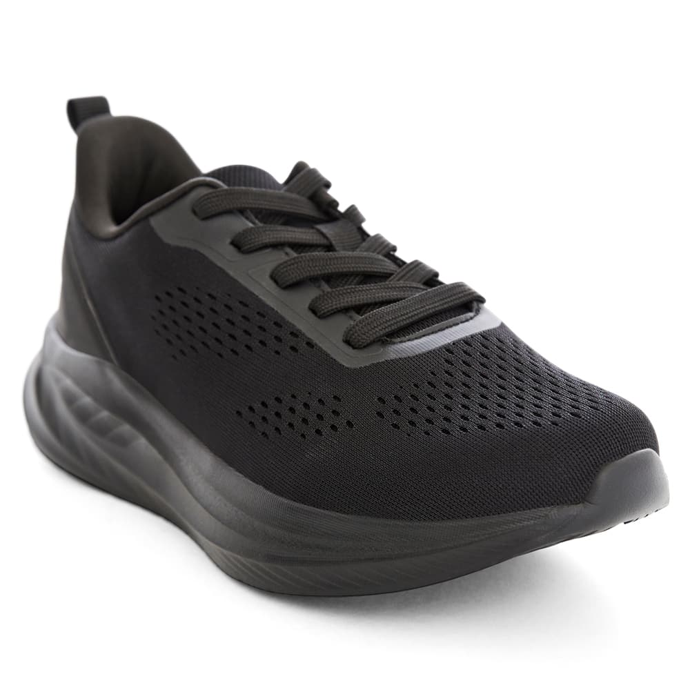 Yoga Sneaker in Black On Black