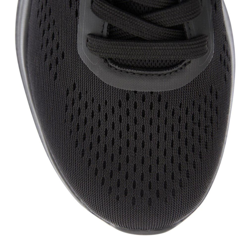 Yoga Sneaker in Black On Black