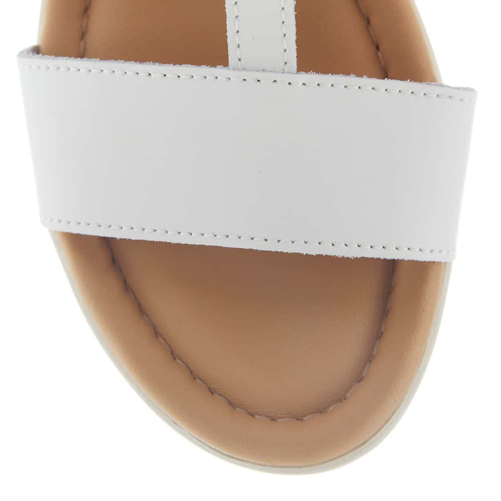 Andie Wedge in White Glove/multi Leather