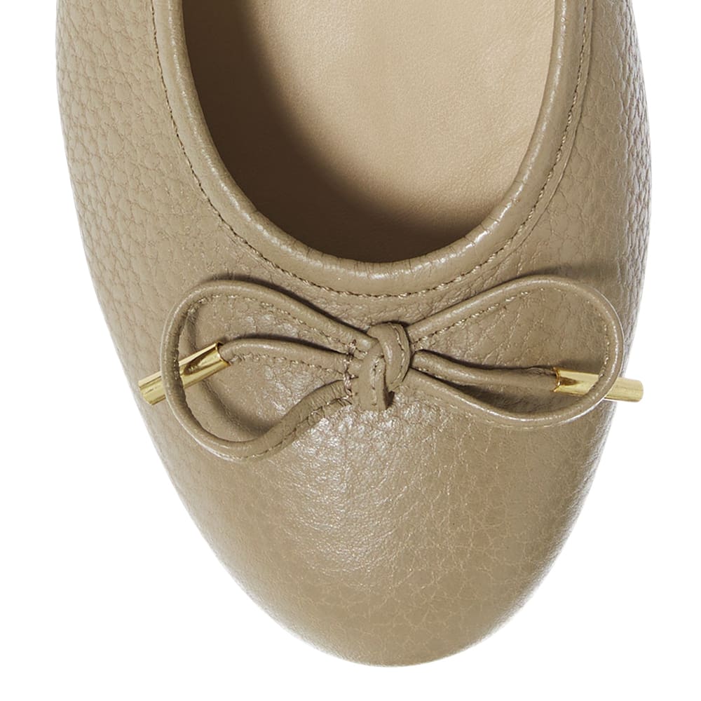 Azaria Flat in Taupe Leather