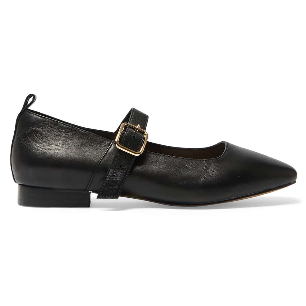Bonnie Flat in Black Leather