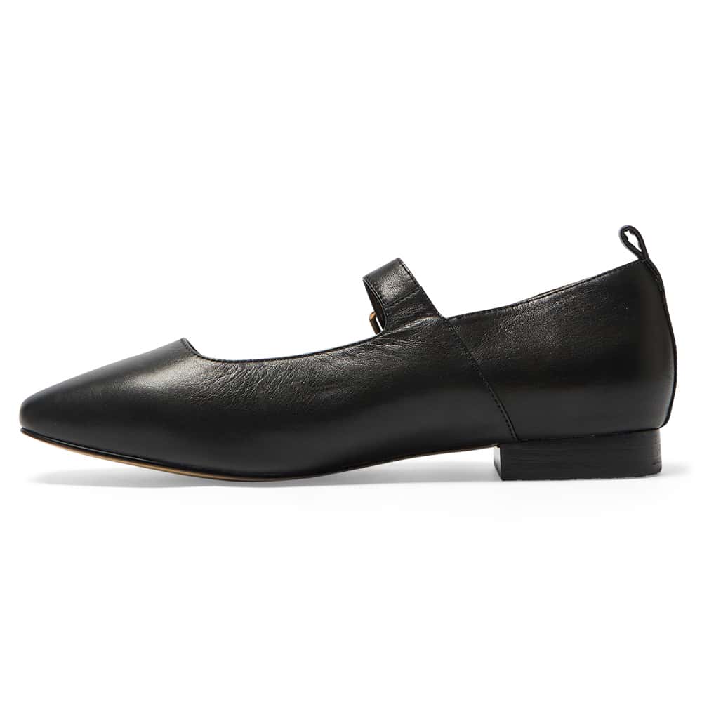 Bonnie Ballet Flat in Black Leather
