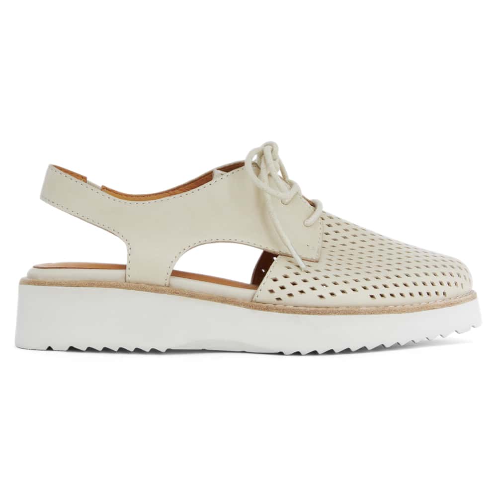Damaris Flat in Bone Leather