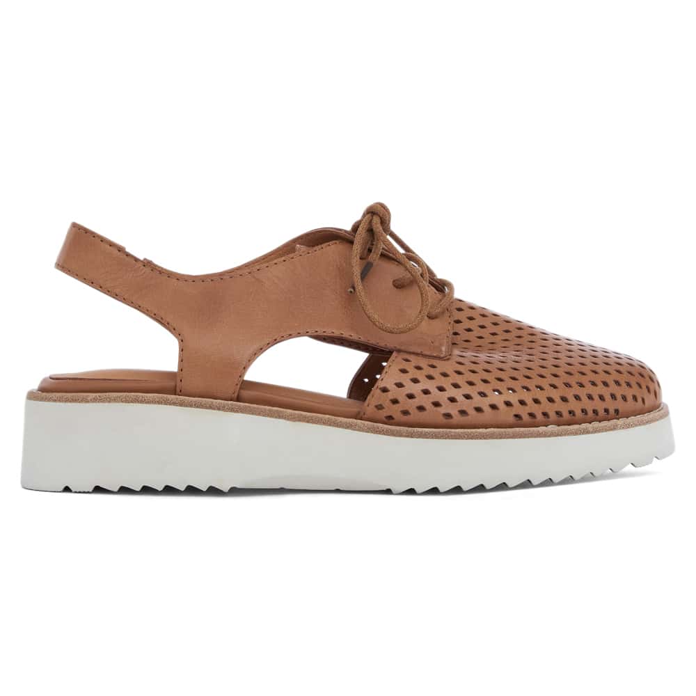 Damaris Flat in Tan Leather