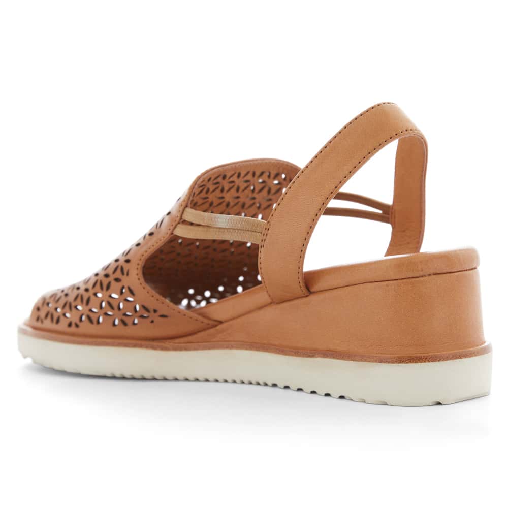 Dane Wedge in Tan Leather