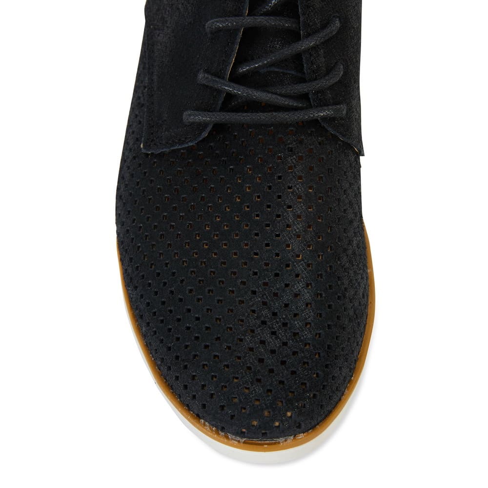 Deed Sneaker in Black Leather