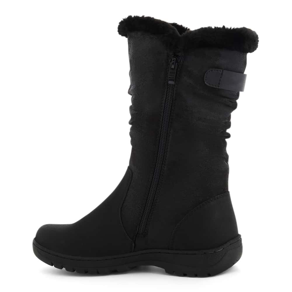Element Boot in Black On Black