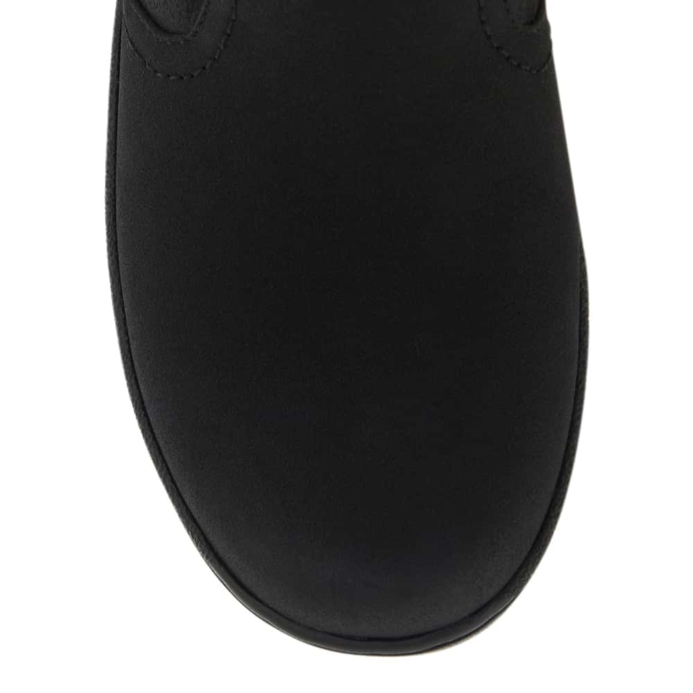 Eskimo Boot in Black On Black