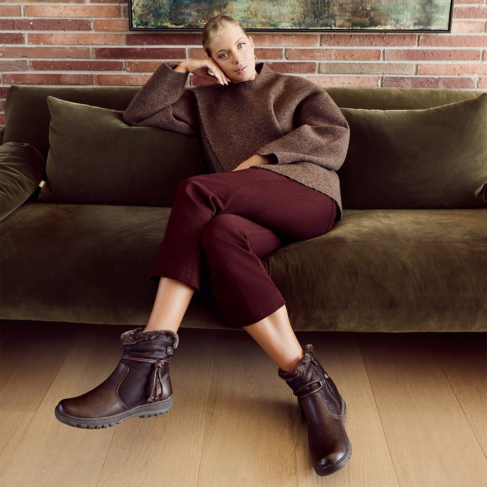 Eskimo Boot in Chocolate  Smooth