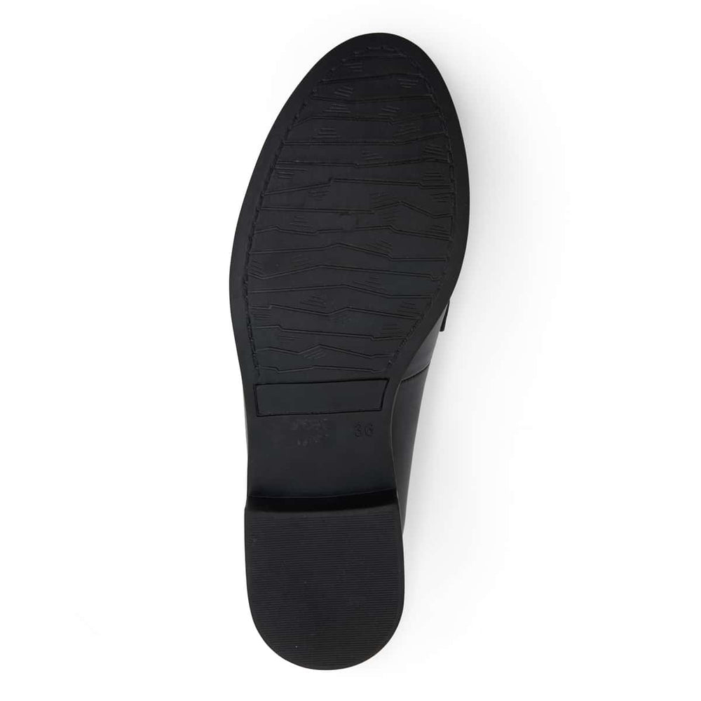 Gazebo Loafer in Black Leather
