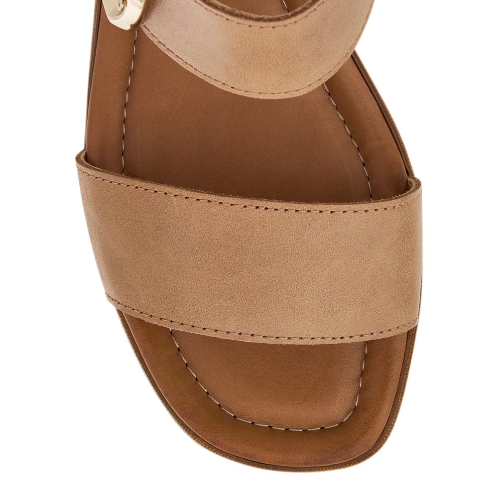 Imagine Heel in Camel Leather