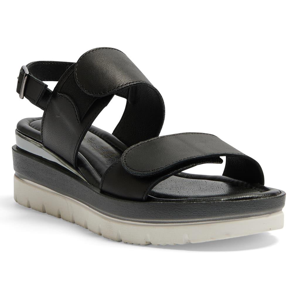 Imply Wedge in Black Leather