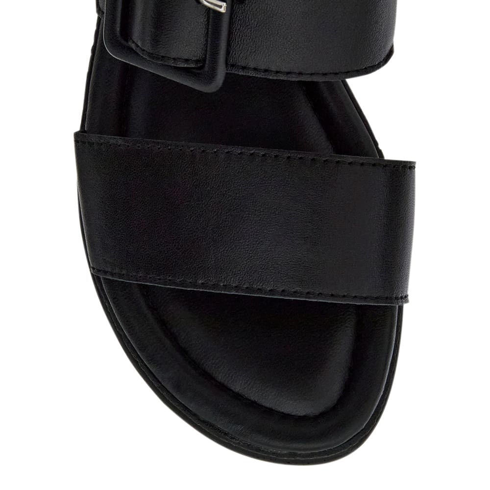 Isla Wedge in Black On Black Leather