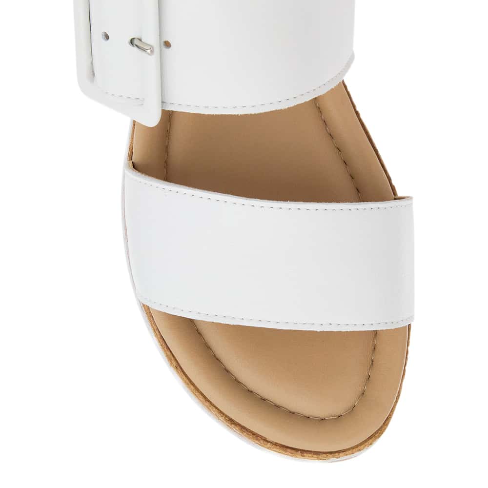 Isla Wedge in White Leather