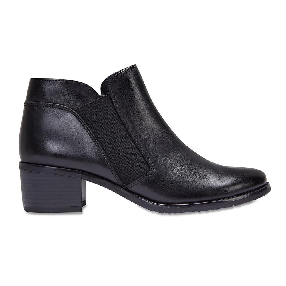 Jake Boot in Black Leather | Easy Steps | Shoe HQ